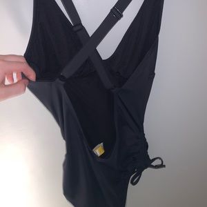 Very flattering Lolë One Piece